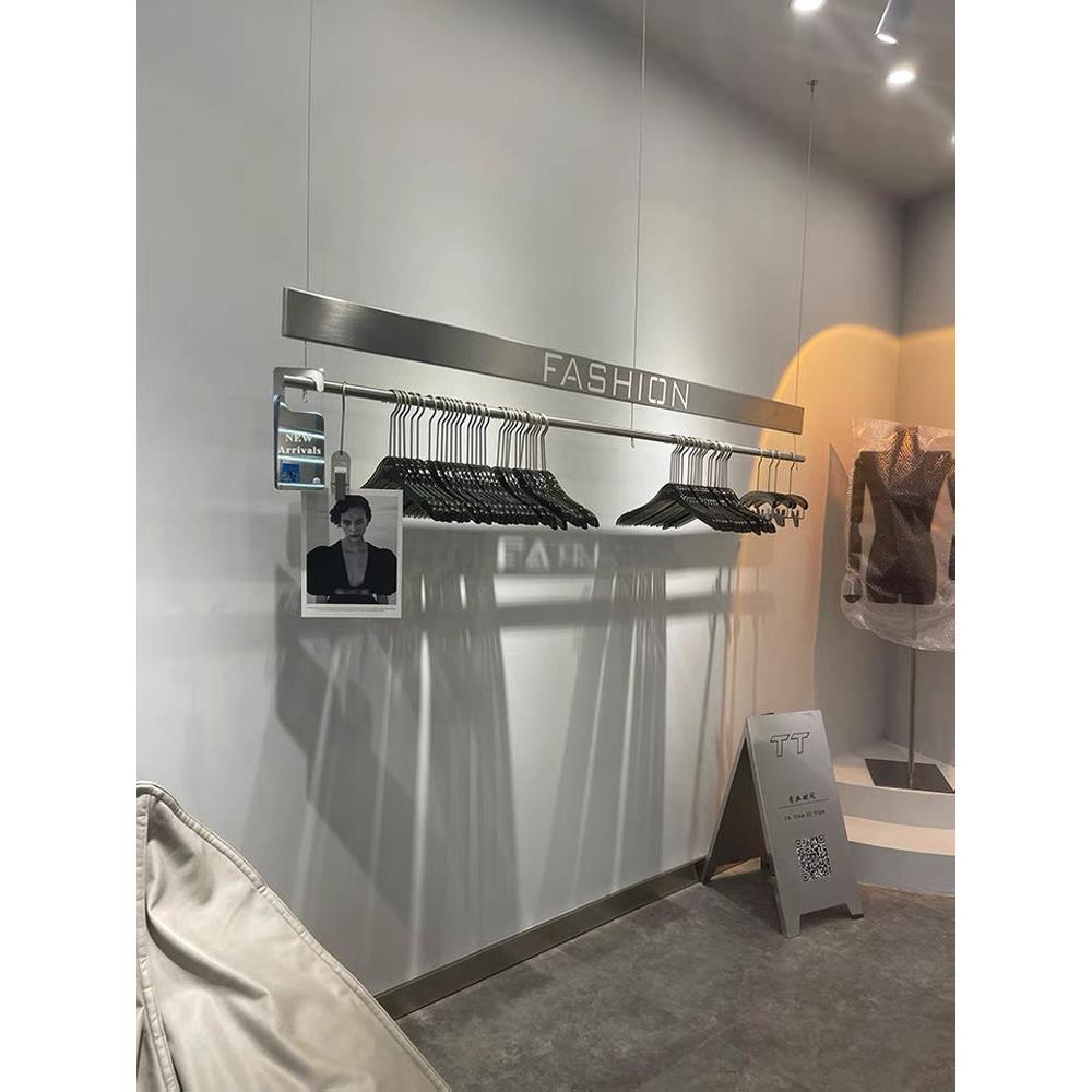 服装店展示架不锈钢上墙架吊挂吊顶悬挂衣架杆网红买手店女装定制