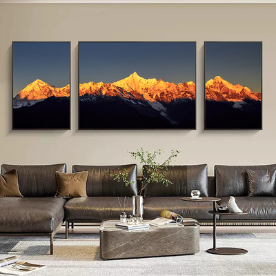 背靠金山客厅三联装饰画梅里雪山沙发背景墙壁画招财山水风景挂画