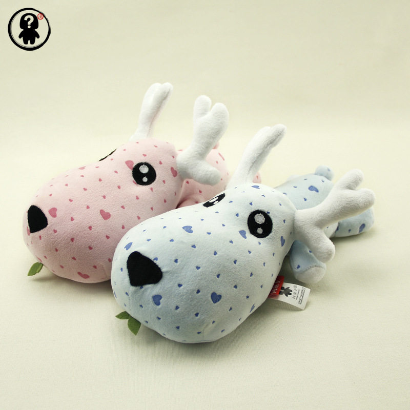 汽车摆件 卡通小鹿摆件竹炭公仔一路平安寓意 汽车用品竹炭包装饰