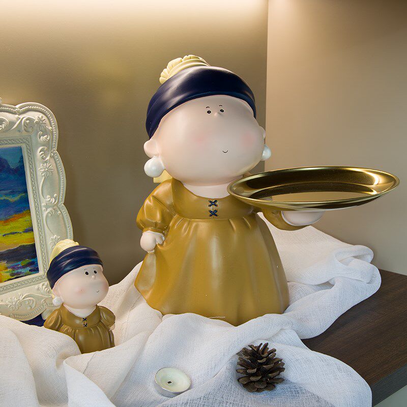 法式艺术玄关钥匙收纳家里软装饰品戴珍珠耳环少女托盘摆件工艺品