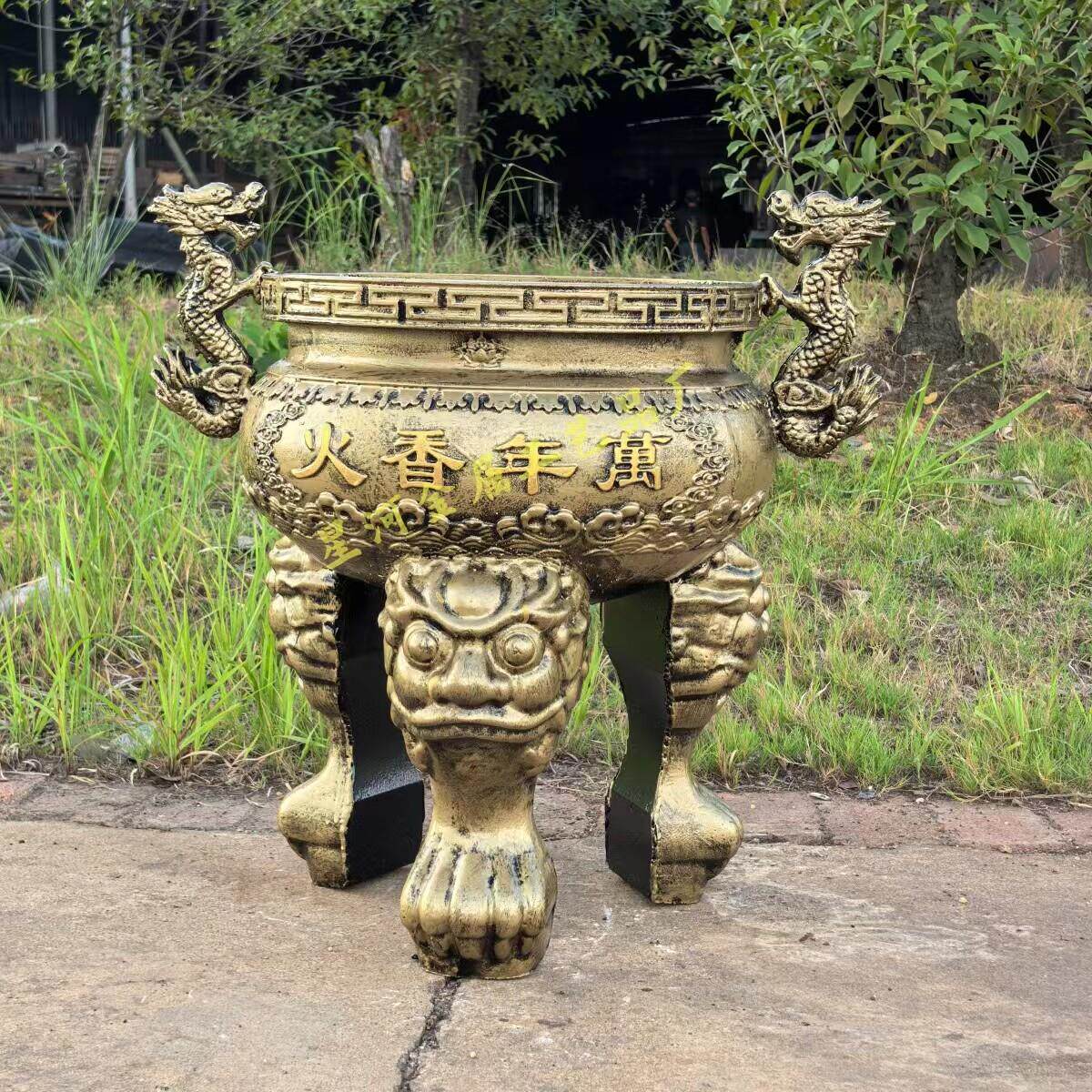 大号铸铁香炉生铁家用室外插香供奉插香烧纸寺庙祠堂佛堂社庙宗祠