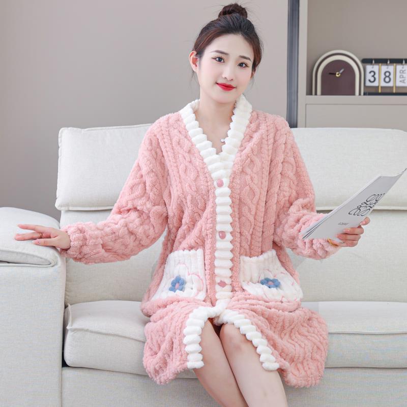 珊瑚绒浴袍女速干可穿浴巾秋冬睡袍中长版加厚睡裙家居服