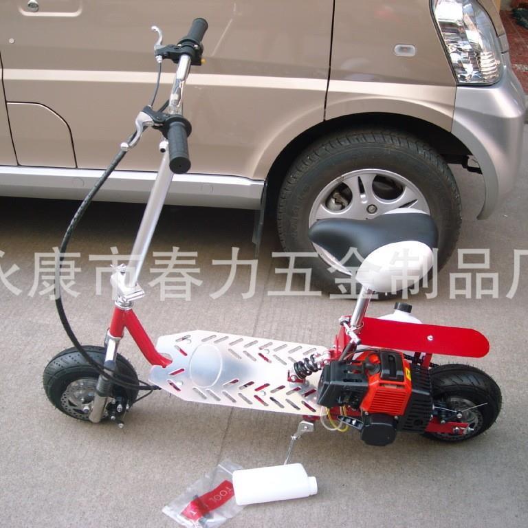 二冲引擎汽油冲浪滑板车迷你小机车滑板车越野燃油电动脚踏车迷你