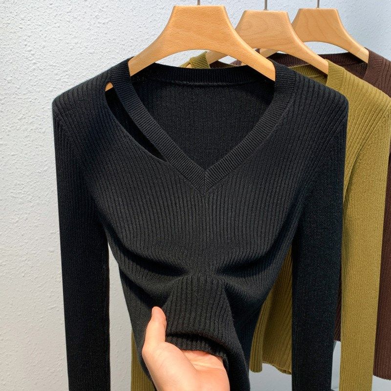 V领针织衫女2025秋季新款内搭长袖低领打底衫女肩膀镂空薄款毛衣