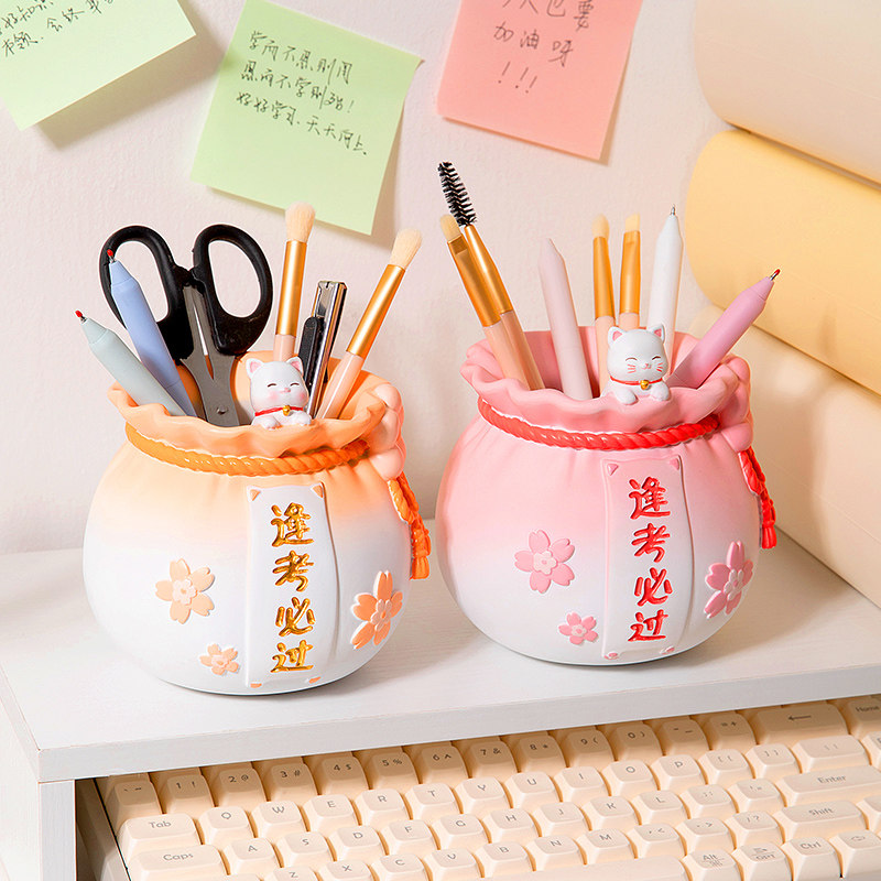 可爱治愈系招财猫笔筒办公桌面摆件学生书桌装饰品送女孩生日礼物,家居饰品,装饰摆件,淘宝优惠券,粉丝福利购,淘宝优惠卷