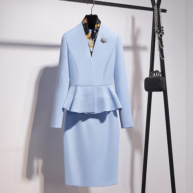 高端职业女裙套装米白色西装外套西服时尚商务正装女美容师工作服