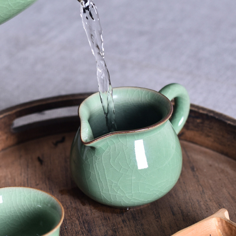 龙泉青瓷 公道杯陶瓷 茶漏 功夫茶具 大号公道杯 茶道零配 共杯,餐饮具,公道杯,淘宝优惠券,粉丝福利购,淘宝优惠卷