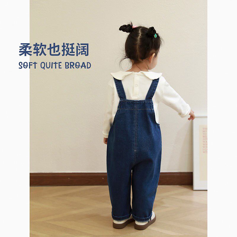 女宝宝背带裤2024秋季新款婴幼儿深蓝软牛仔连体裤可爱小童长裤