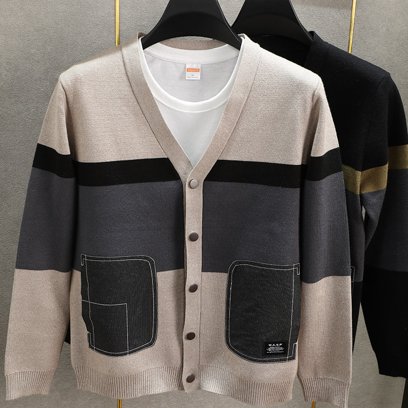 不起球~高级感开衫男针织衫V领布贴条纹春秋季男士毛衣外套外搭潮