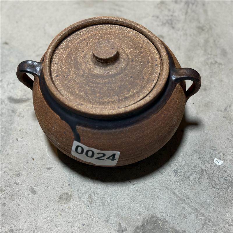 云南手工砂锅1.6-2.5升砂锅一物一拍