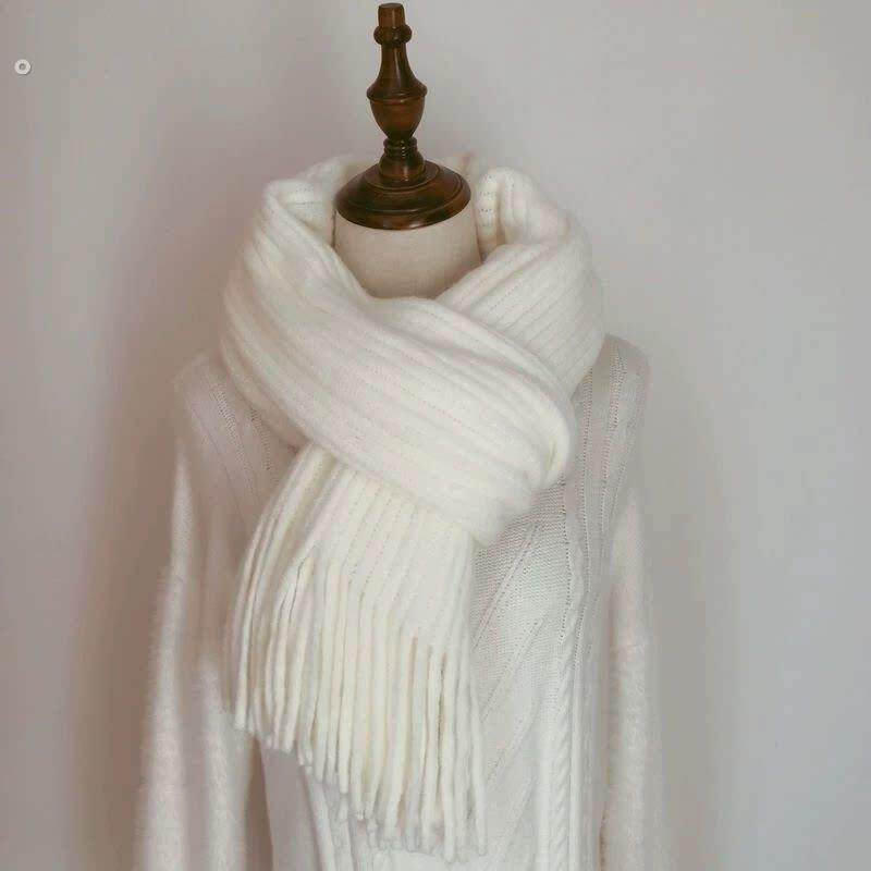 围巾白色毛绒冬款学生韩版百搭新款针织加厚保暖毛线纯色流苏围脖