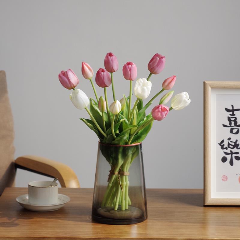 手感白色郁金香仿真花轻奢高档假花花束客厅餐桌摆件装饰花艺套装