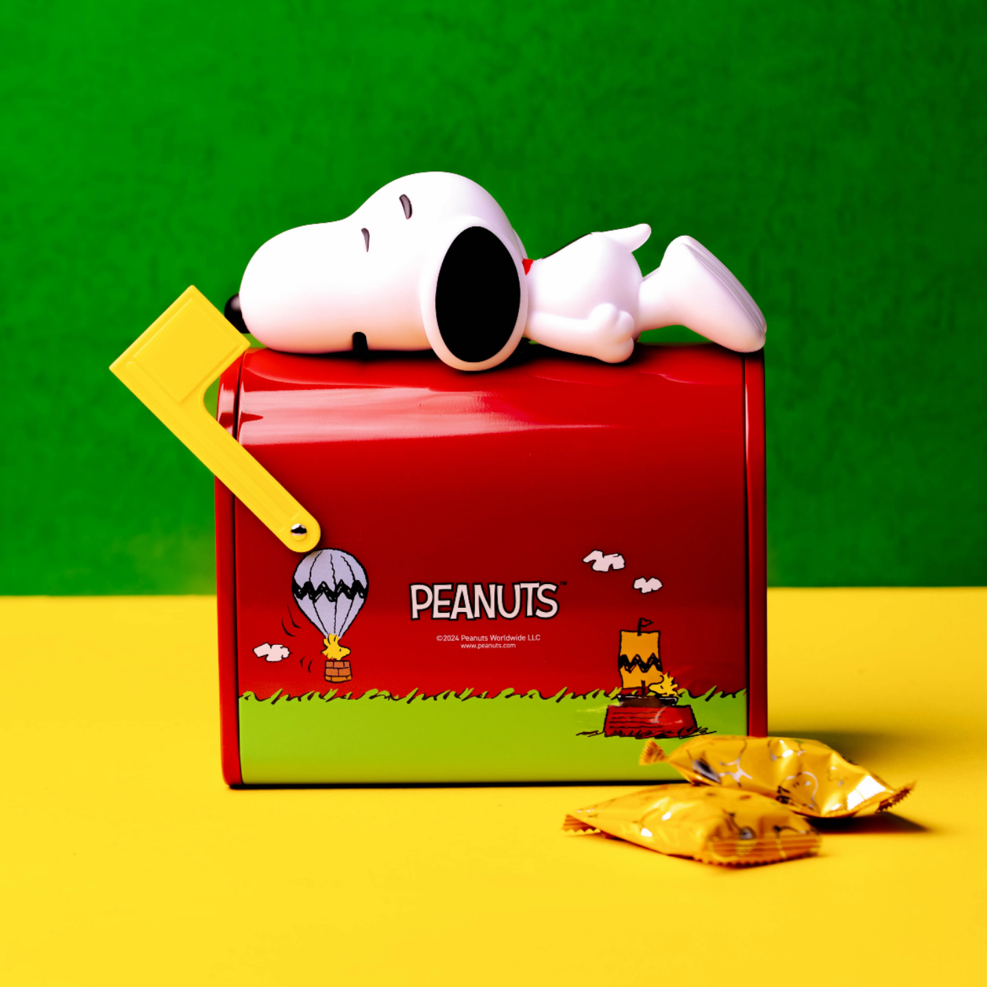 澳门英记饼家特产手信史努比夜灯巴士黄油曲奇送礼送孩子生日礼物