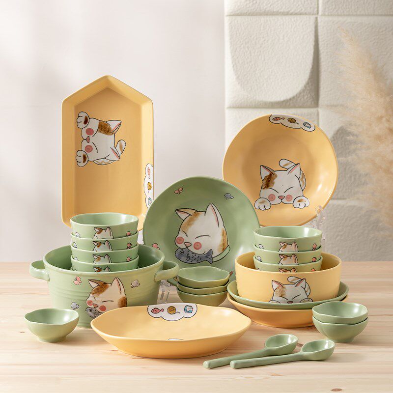 日式卡通餐具碗碟套装家用可爱碗盘乔迁碗具创意情侣碗筷2人陶瓷