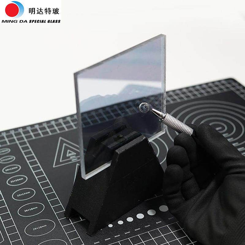 明达单向透视玻璃录播室教室镀膜半反射单面透视隐私钢化玻璃