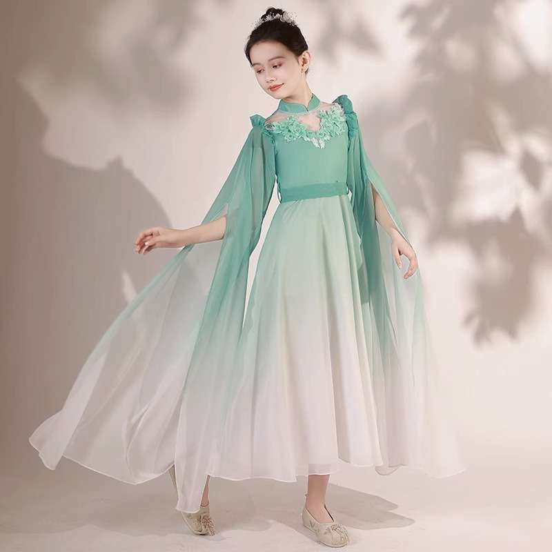 2026新款儿童果绿色女童弹古筝演出服中国风小主持人表演服装夏季