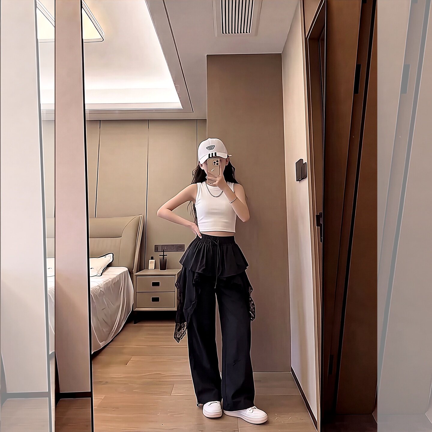 女童爵士舞演出服夏季韩系无袖露脐背心套装儿童街舞练功服走秀潮