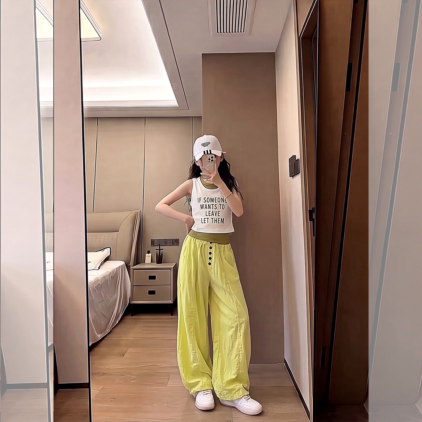 女童爵士街舞套装夏季2026新款无袖背心阔腿裤中大童潮酷炸街夏装