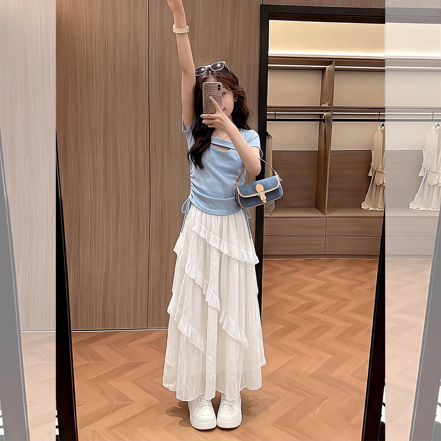 女童夏季两件套蓝色蝴蝶抽绳短袖