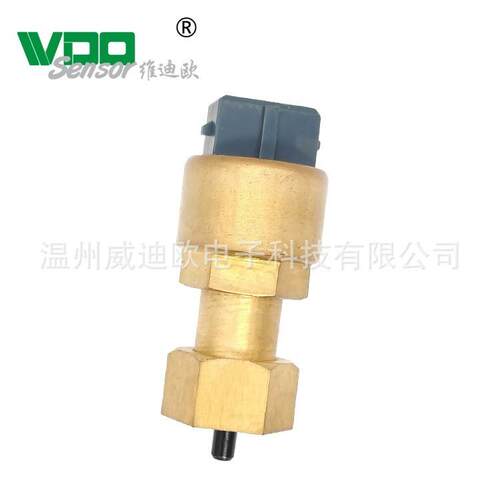 适用宇通金龙青年安凯车速里程表传感器LG1503B-8-16脉冲传感器