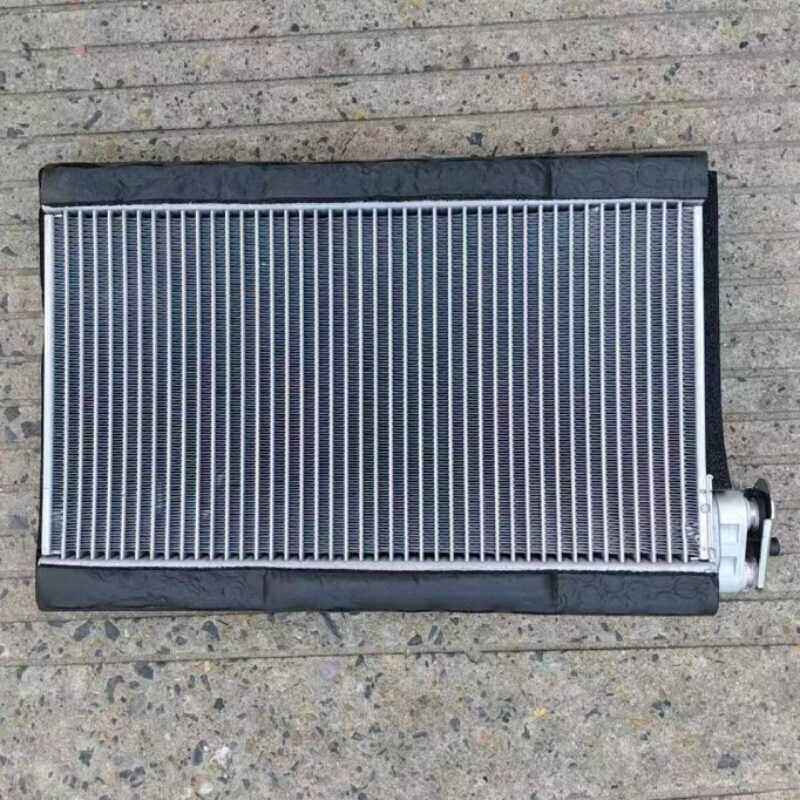 适用江淮顺畅帅铃Q6Q3Q7骏铃A8V8空调蒸发箱芯体散热器空调蒸发器