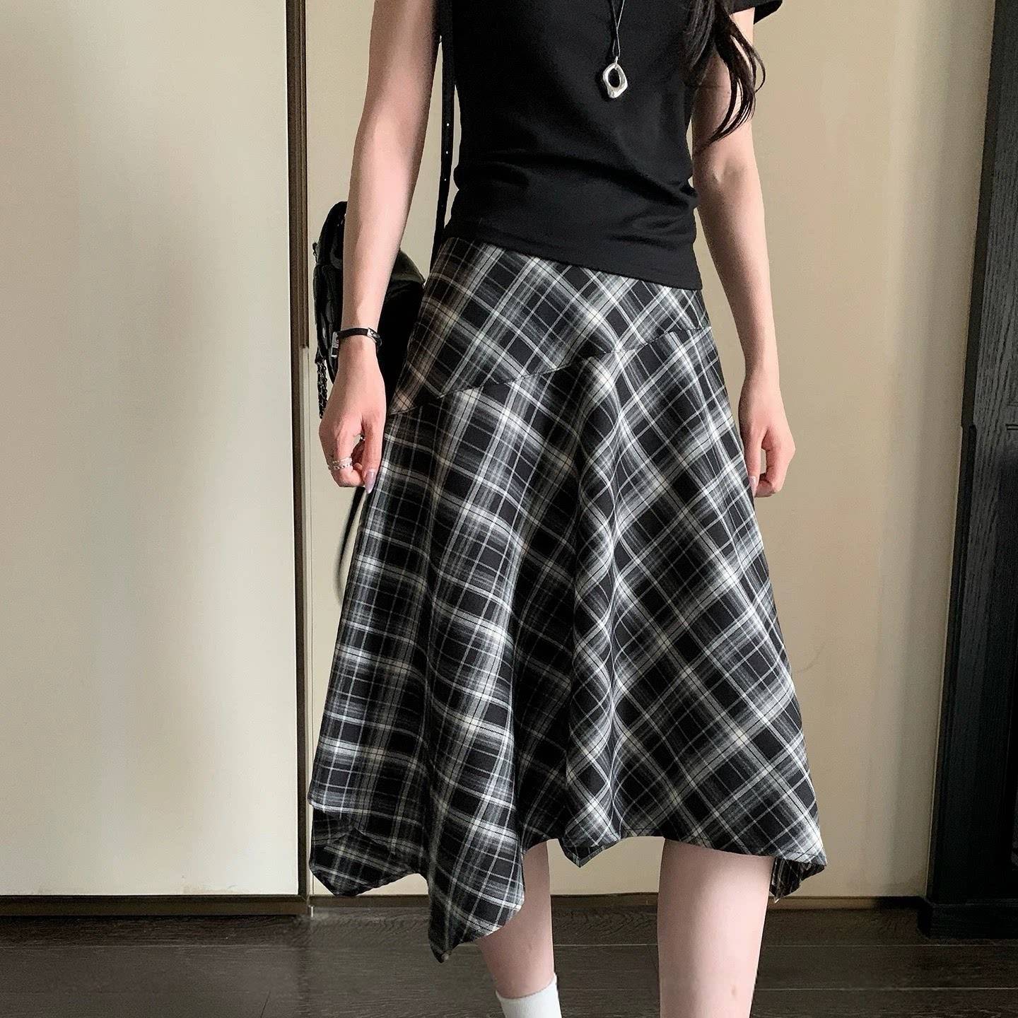 不规则格子半身裙女2026夏季新款复古垂感高腰显瘦中长款a字裙