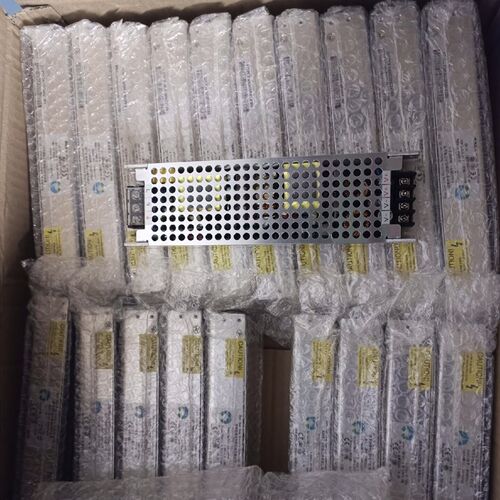 荣电创新MD200PC4.5电源LED显示屏4.5V40A小体积全彩限流短路保护