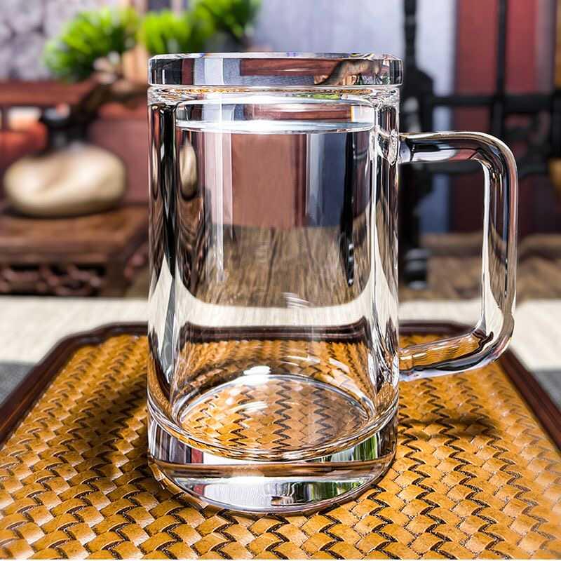 纯天然东海原矿水晶杯带把手泡茶杯办公会议水晶玻璃杯高端茶杯图片