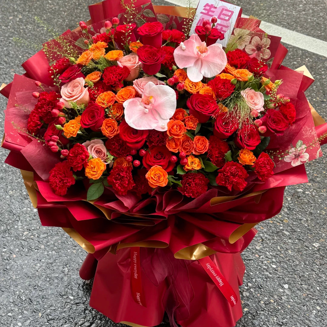 感恩相伴-红玫百合红康乃馨桔梗混搭花束生日鲜花礼物送爱人送