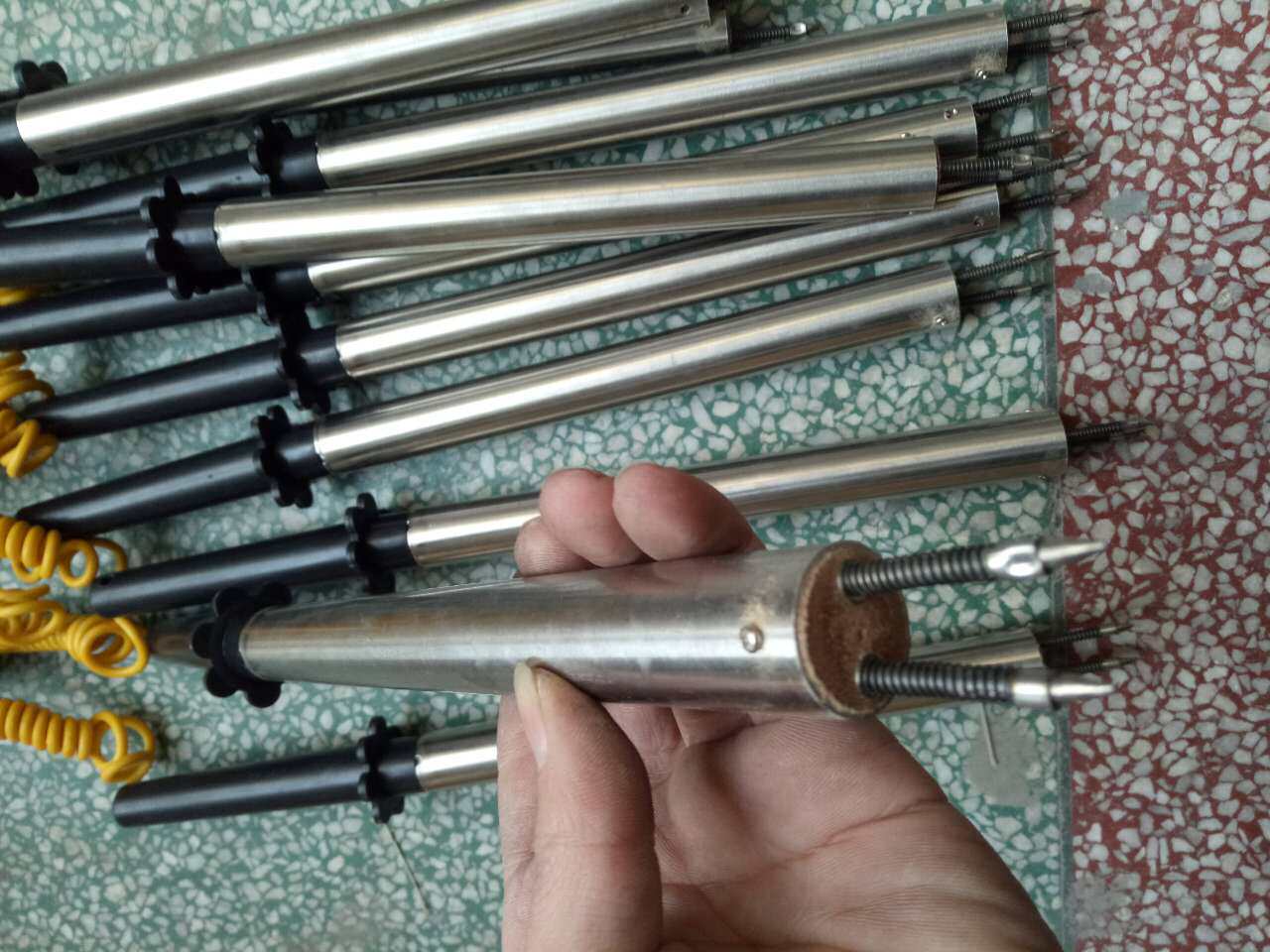 手持大手柄K型铠装热电偶 锌 铝水高温炉用温度探头测温棒双针