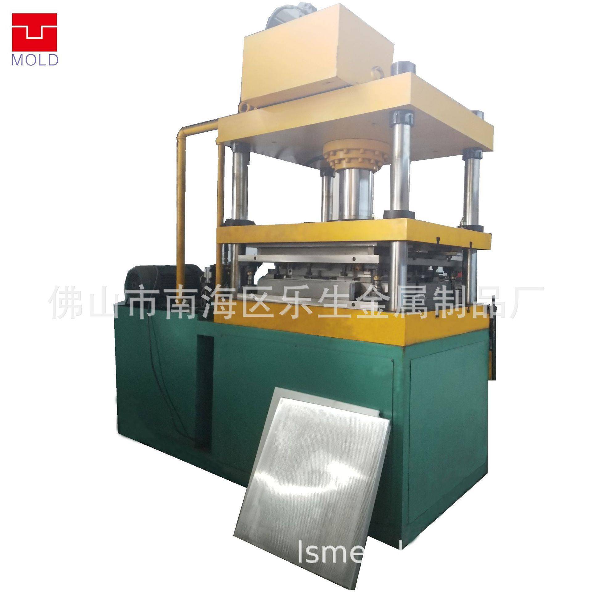 600x600铝扣板一次成型机械设备铝天花模具冲孔线佛山乐生金属