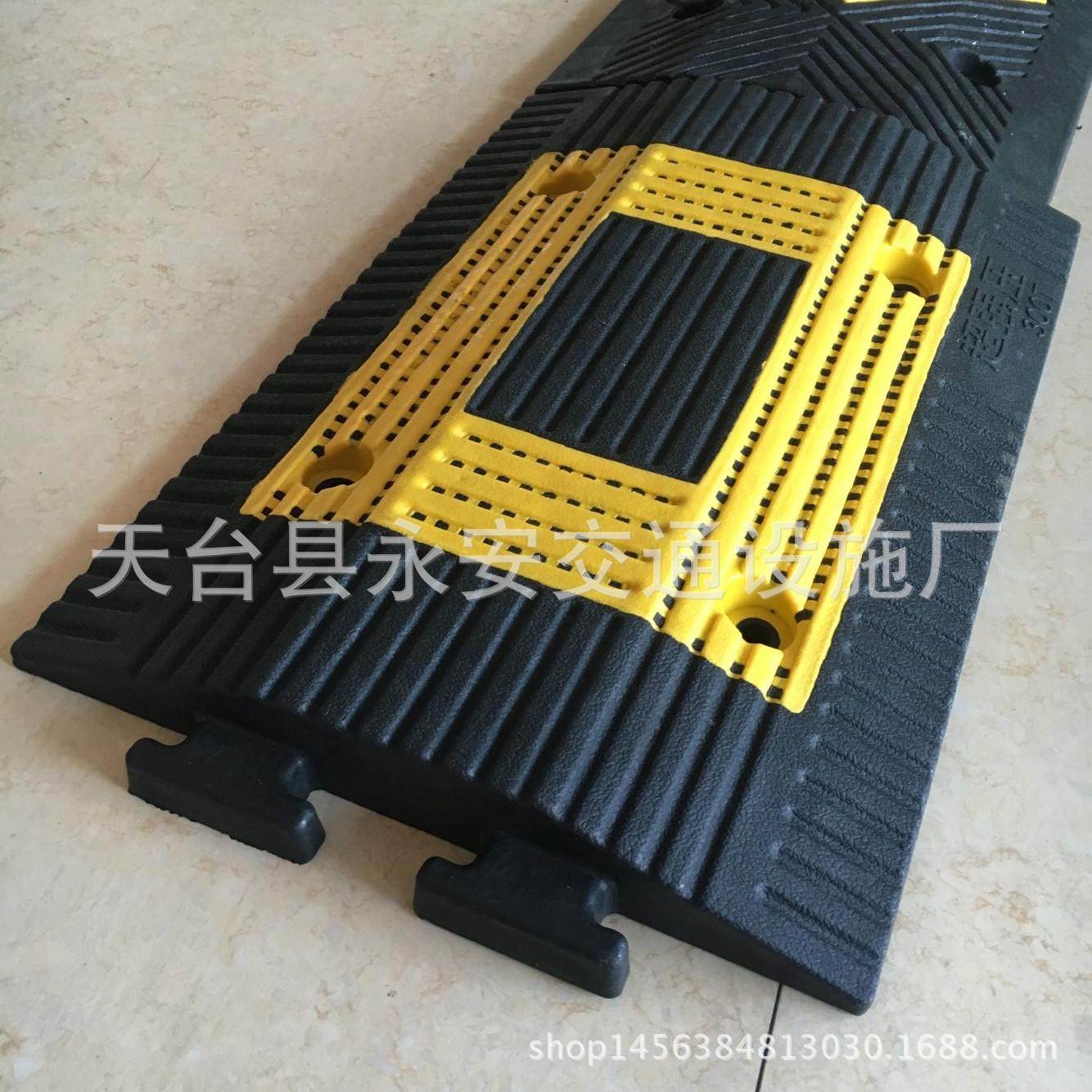 抗压PVC尼龙涤纶橡塑减速带 路龚 缓冲带 减速垄 减速板路拱,五金/工具,减速器,淘宝优惠券,粉丝福利购,淘宝优惠卷