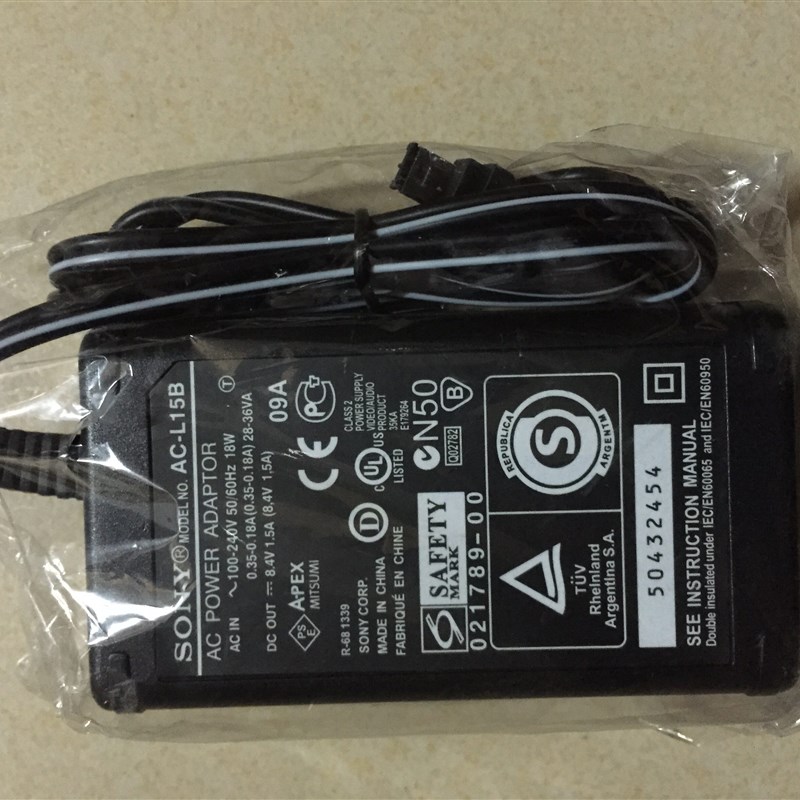 适用于SONY AC-L15B 8.4V1.7A 1.5A 数码相机摄像机电源适配器