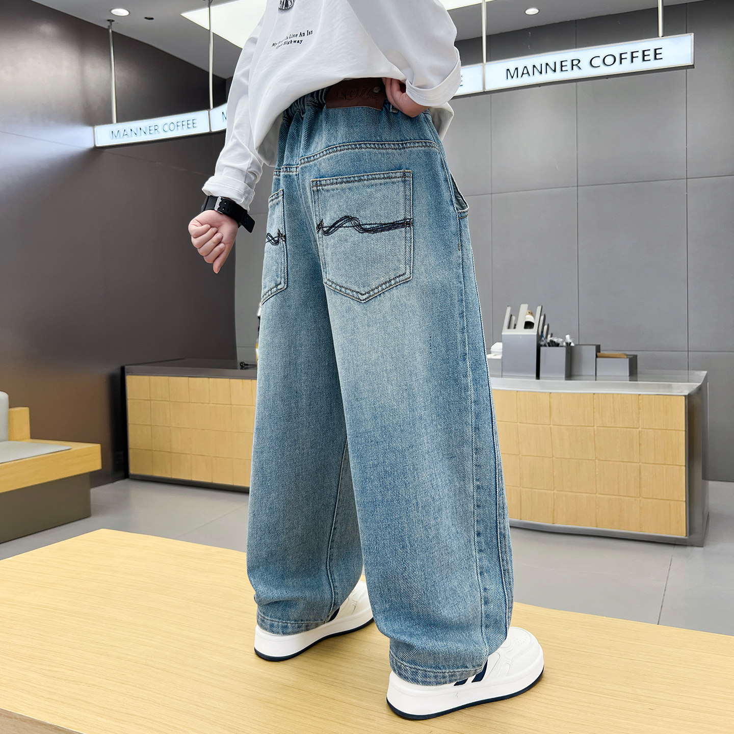 儿童牛仔裤春秋新款宽松男生中大童裤子男童直筒长裤春季软12岁10