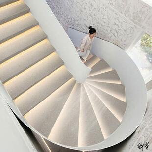 楼梯踏步灯条梯台灯槽梯步光感灯条追光线踢脚线台阶灯灯控体感