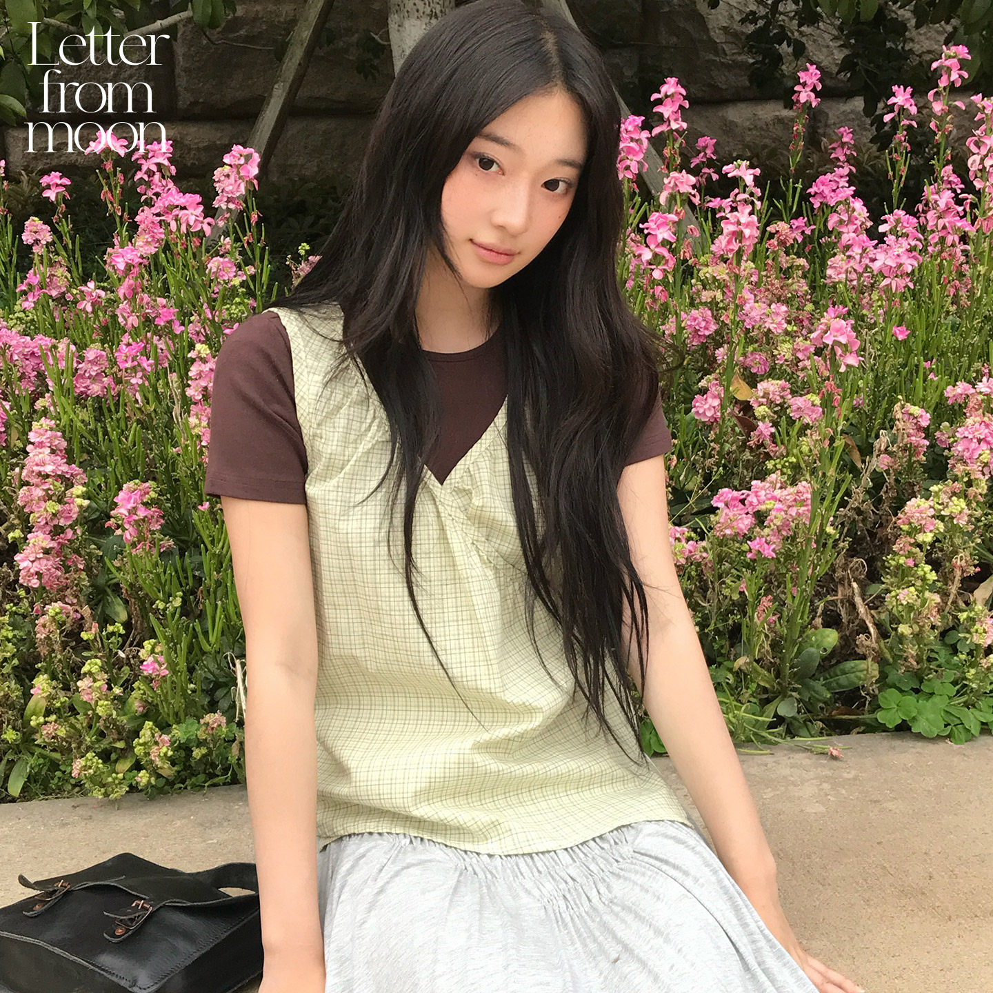 LETTER FROM MOON2026夏季新款法式交叉褶皱格纹无袖衬衫女士上衣