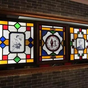 满洲窗西关骑楼花仿古满洲窗玻璃工艺 中式窗户艺术玻璃屏风工厂