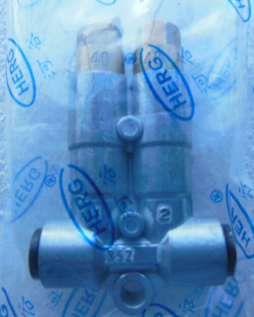 河谷(HERG)润滑系统油排分配器容积式分配器3550  3530 3520
