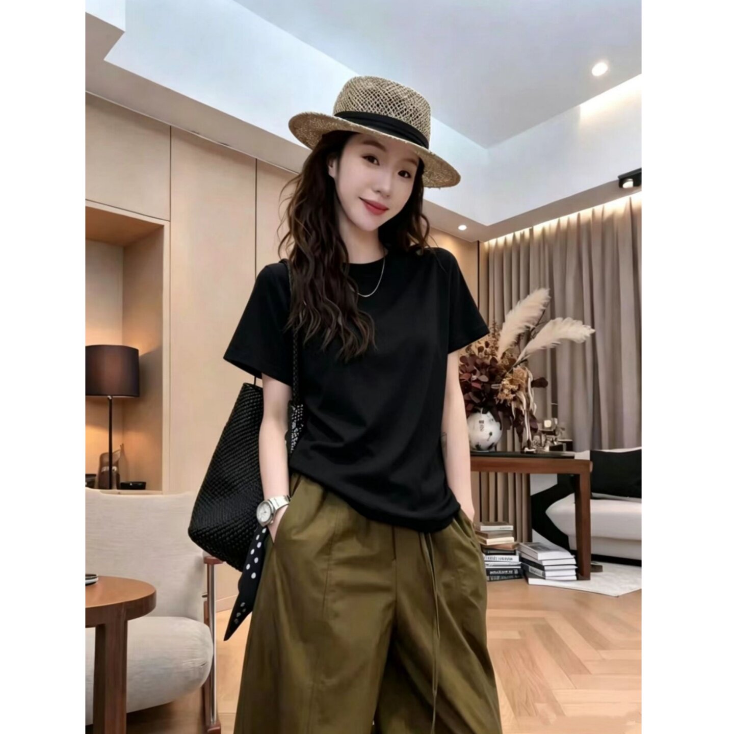 美式黑色简约短袖T恤女夏新款图片