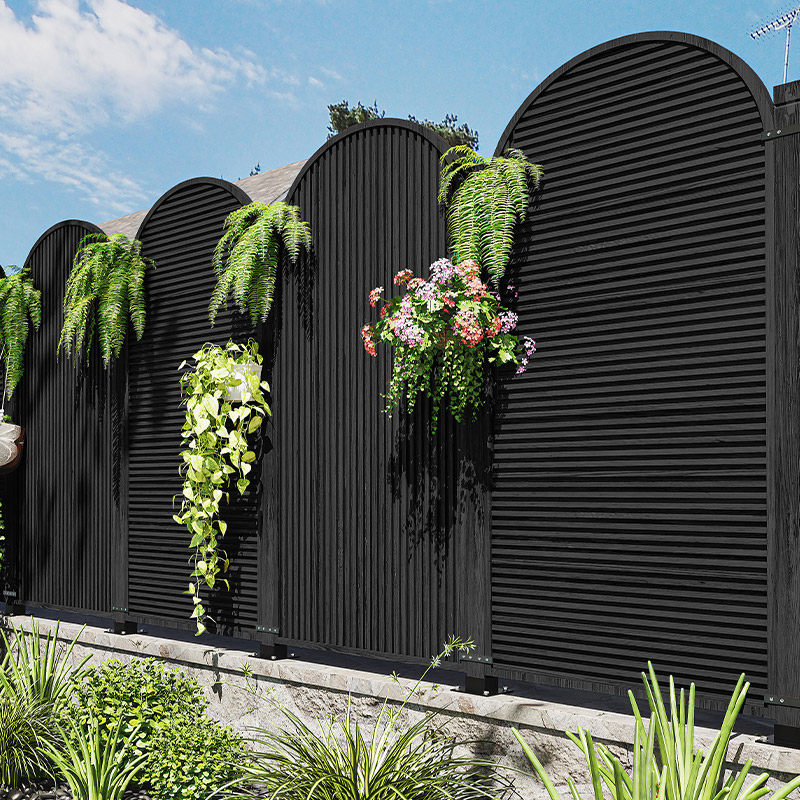 别墅露台防腐木栅栏楼顶加高护栏围栏碳化木隔断阳台篱笆木头围墙