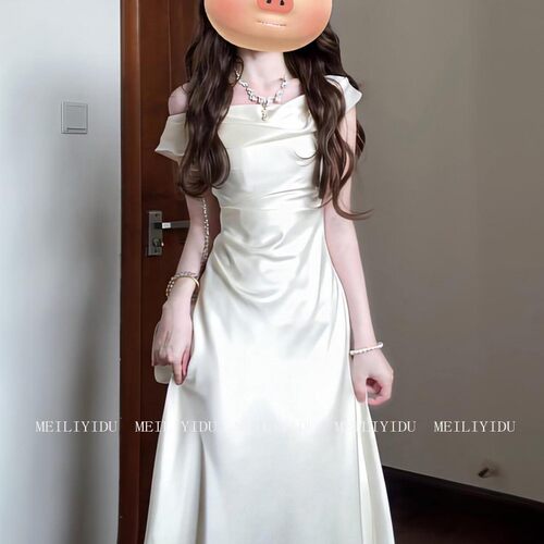 MLYD/定制 大尺码法式高级感斜肩缎面洋装女气质订婚领证礼服长裙