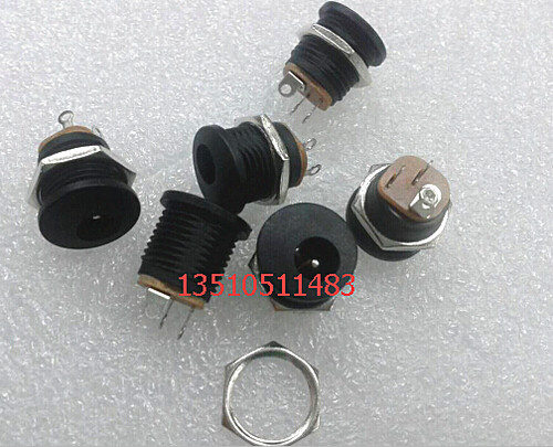 12VDC电源5.5*2.1母座带螺丝固定面板IED监控电源5.5*2.1通用插座