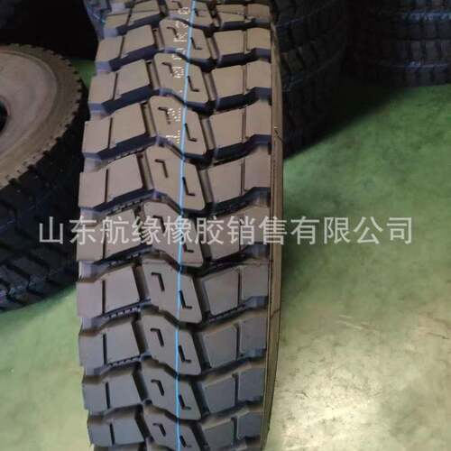 全新全钢卡车轮胎1100R201200R20货车前四后八渣土车轮胎