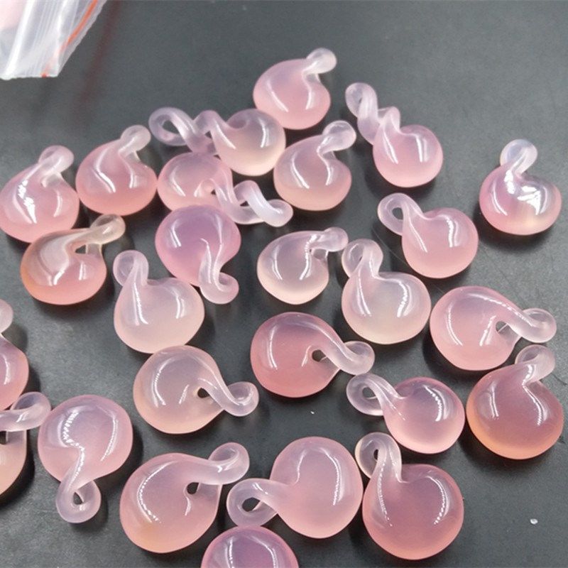 天然粉晶鲸鱼粉晶原石打磨小鲸鱼颜色粉润造型可爱水晶饰品雕刻件