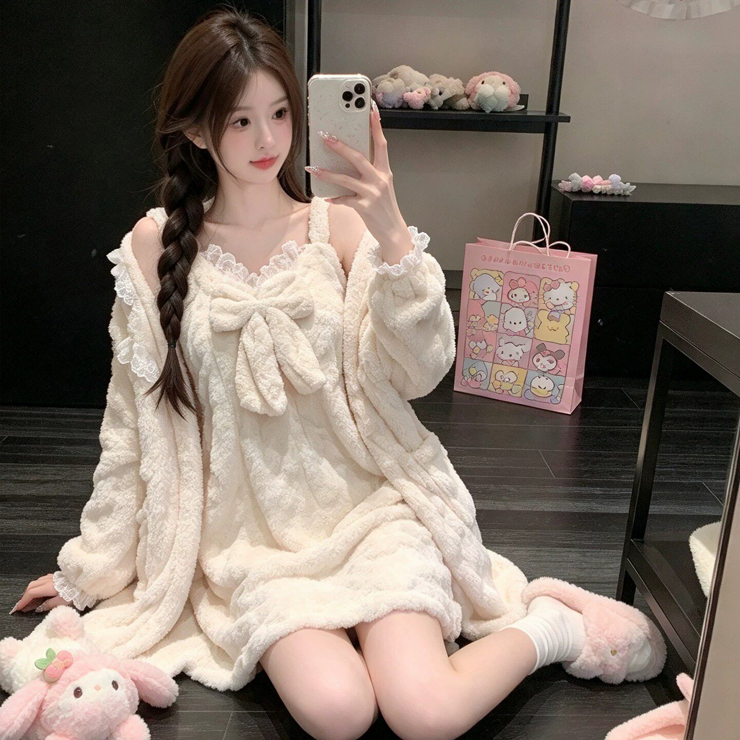 珊瑚绒睡衣女款秋冬季加厚加绒保暖蕾丝性感睡袍浴袍睡裙两件套装