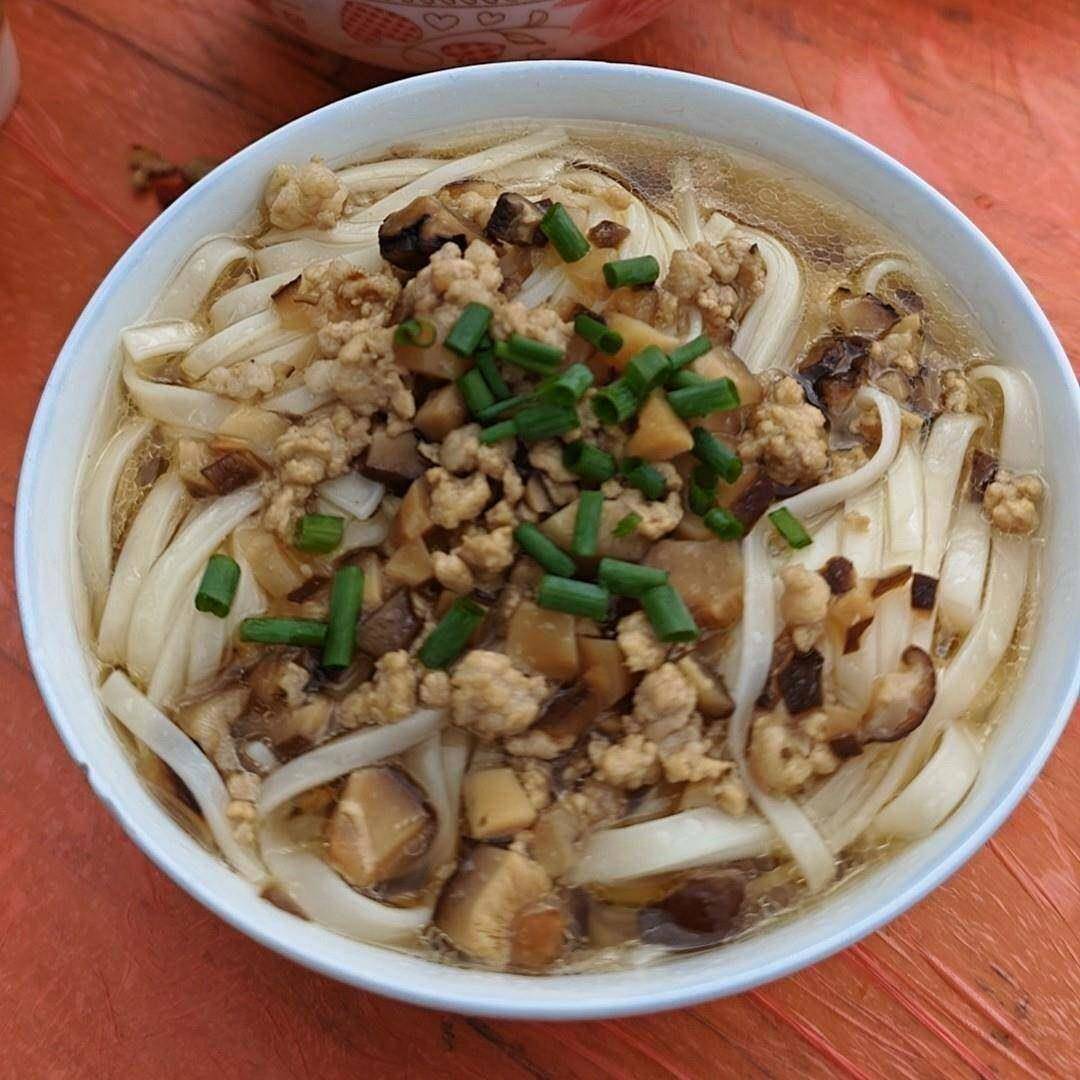 春丝面条500g*5包宽面细面一整箱老人长寿面小孩满月生日摆酒早餐
