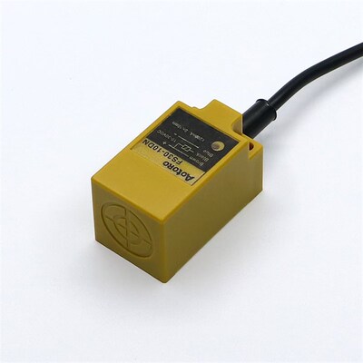 FS30-10DN方形接近开关直流三线常开传感器