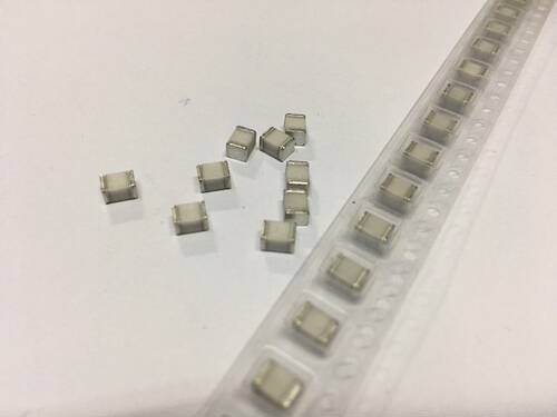 EPCOS爱普科斯 贴片陶瓷气体放电管 S30-A90X 1812 4532 90V 2KA