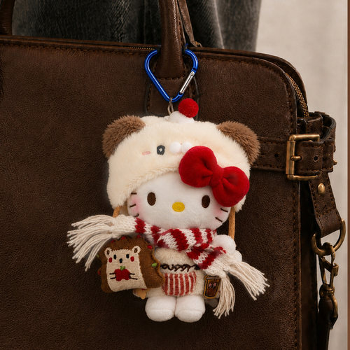 hellokitty冬日小狗毛绒玩偶挂件