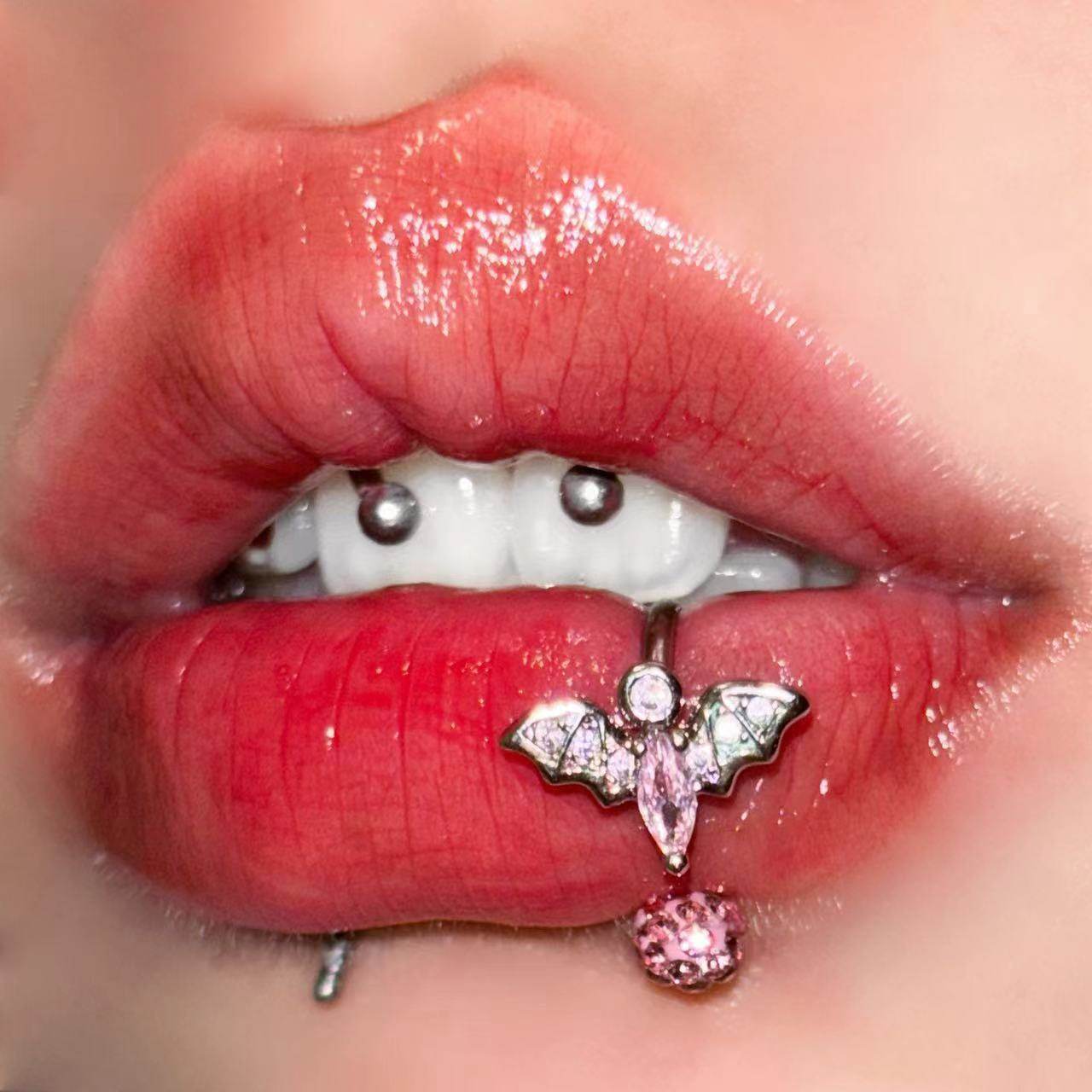 蝙蝠唇环爆闪香巴拉爱心耳骨环杆粉白新款唇饰穿刺饰品,饰品/流行首饰/时尚饰品新,唇环/唇钉,淘宝优惠券,粉丝福利购,淘宝优惠卷